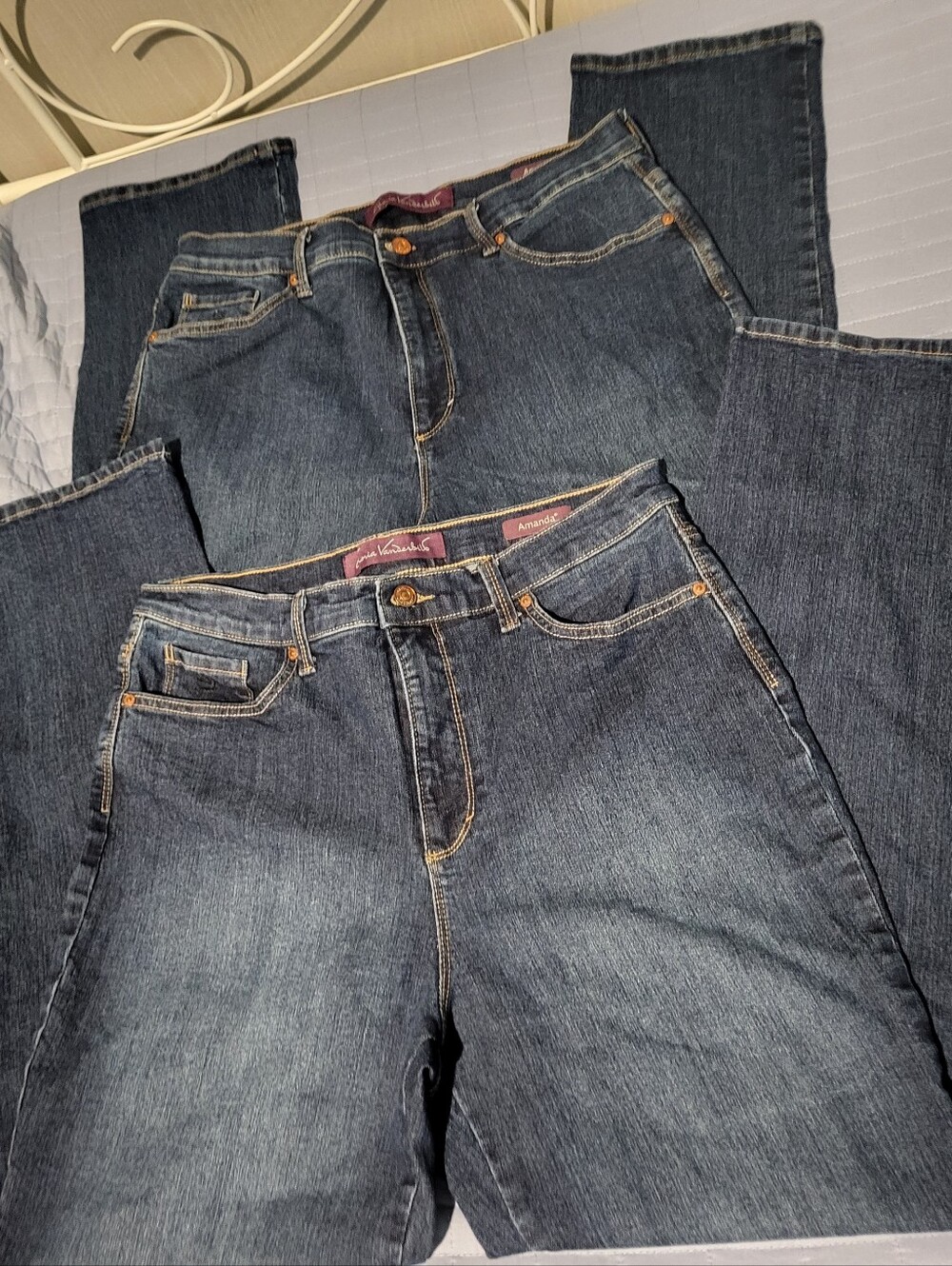 Gloria Vanderbilt Blue Jeans (Set of 2)